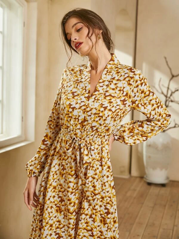 فستان سستة منقط بالألوان بوهو